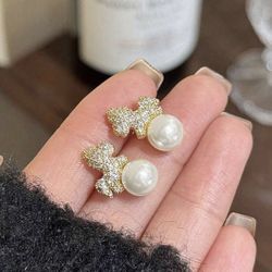 Year Of Horse 🐴 Pearl Earrings!!!!!