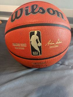 Wilson NBA Alliance Signature Trophy Series Indoor / Outdoor Basketball Size 7