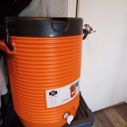 Water Container