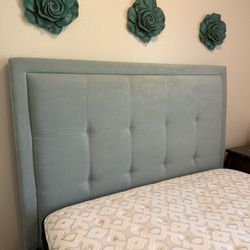 Queen Sized Platform Bed 