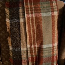 Nice warm Shawls 24x52 New