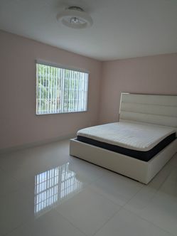 Queen Free bed