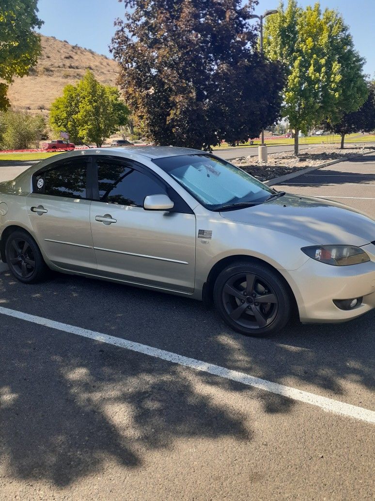 2005 Mazda Mazda3