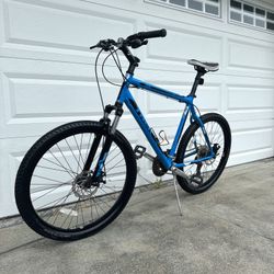 Trek 3500 Mountain Bike - 21" Frame - 26" Wheels - Ready to Ride