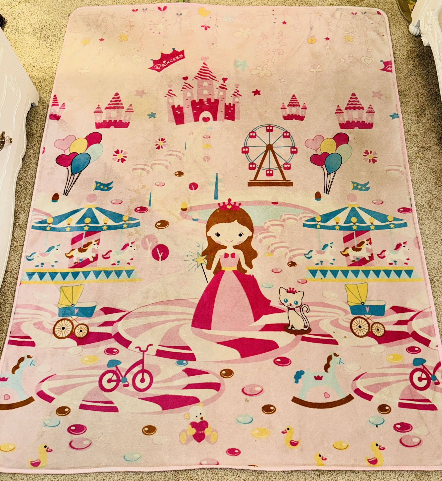Adorable Girl’s Rug With Princess Park 5’x7’