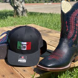 Mens Boots & Cap Set