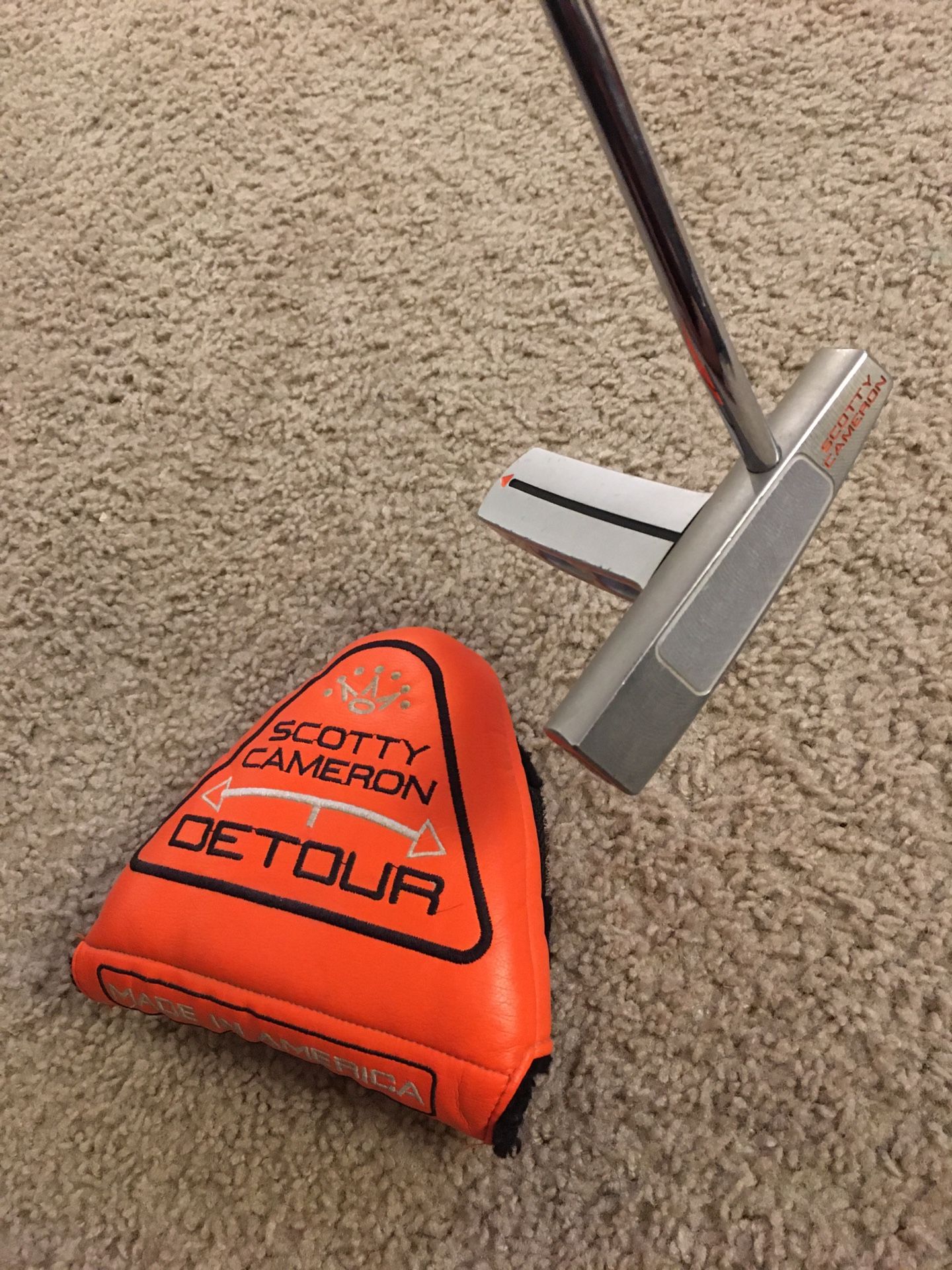 RH Scotty Cameron Detour Putter with Matching Headcover