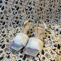 Anne Michelle Iridescent Heels