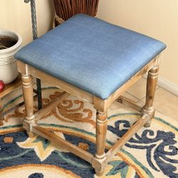 Shabby Chic Padded Square Bench