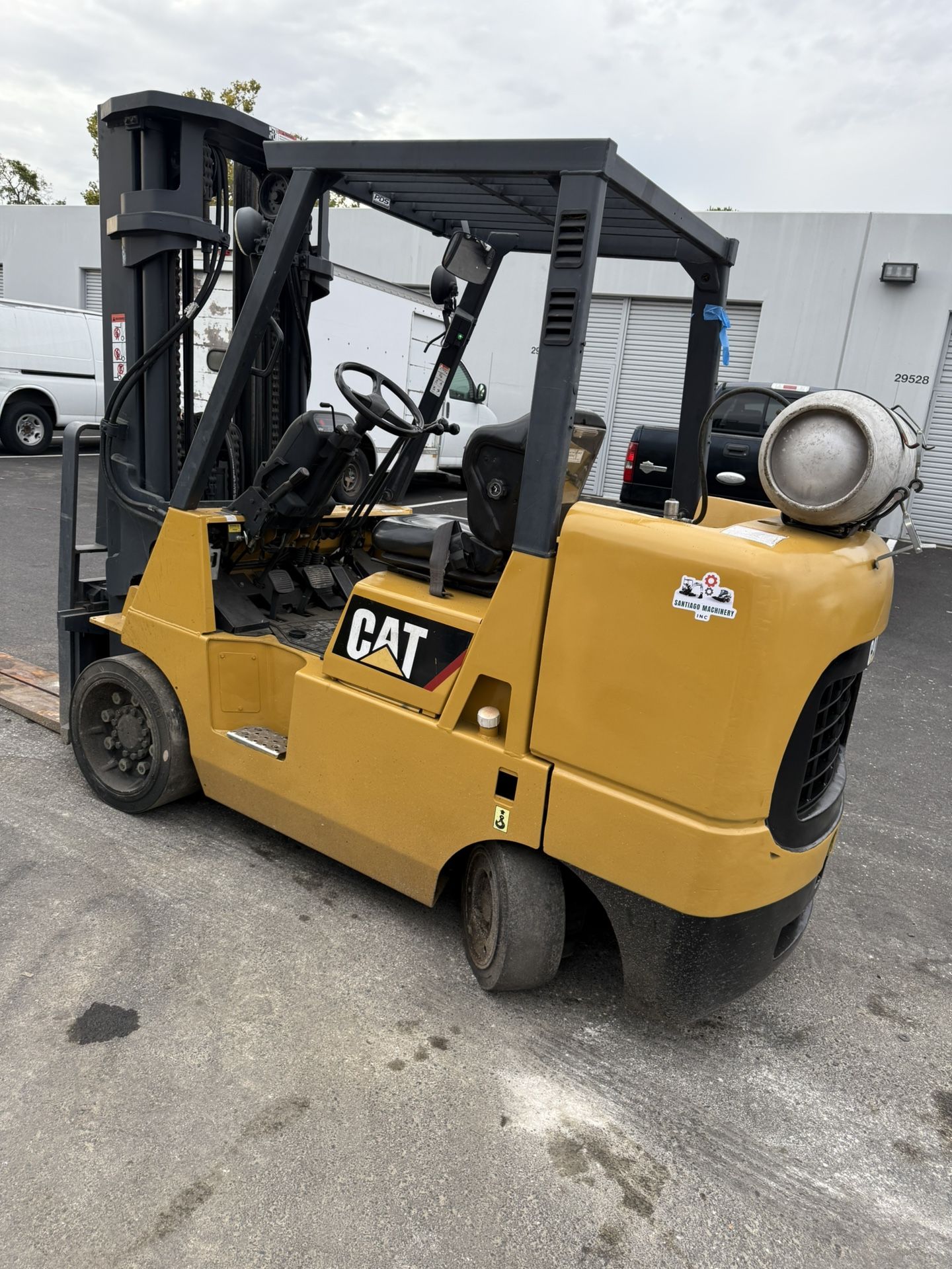 9500 Lbs Cat Forklift 