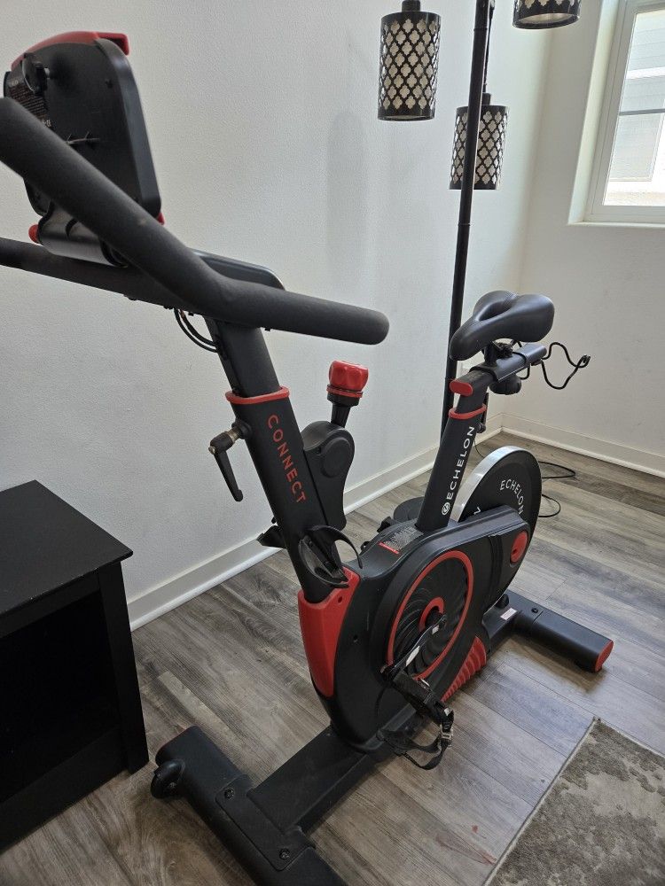 Echelon Connect EX3 Exercise Bike