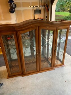 Thomasville China Hutch Top Only