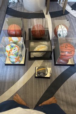 Authenticated Autographed Sports Memorabilia