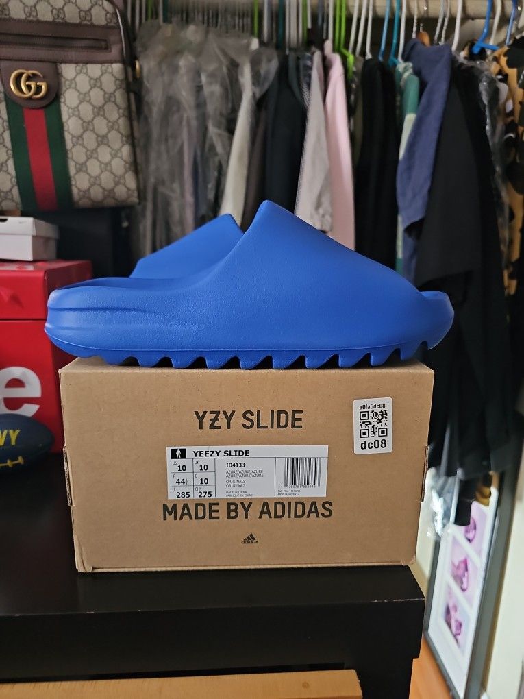 ADIDAS YEEZY SLIDE