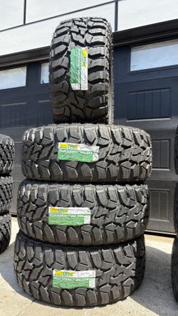 4 BRAND NEW TIRES 35x12.50r22.
