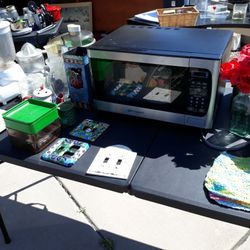 Microwave, Kitchen Items, Make An Offer