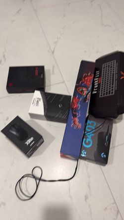 mice keyboard and mousepad Read description!