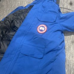Canada goose(never worn)