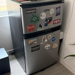 Mini fridge & Freezer