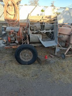 Concrete mixer