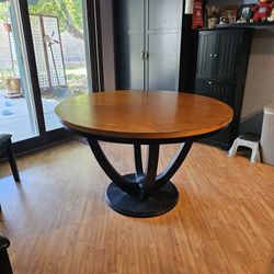 DINING ROOM SET