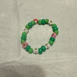 flower theme bracelet/Kandi
