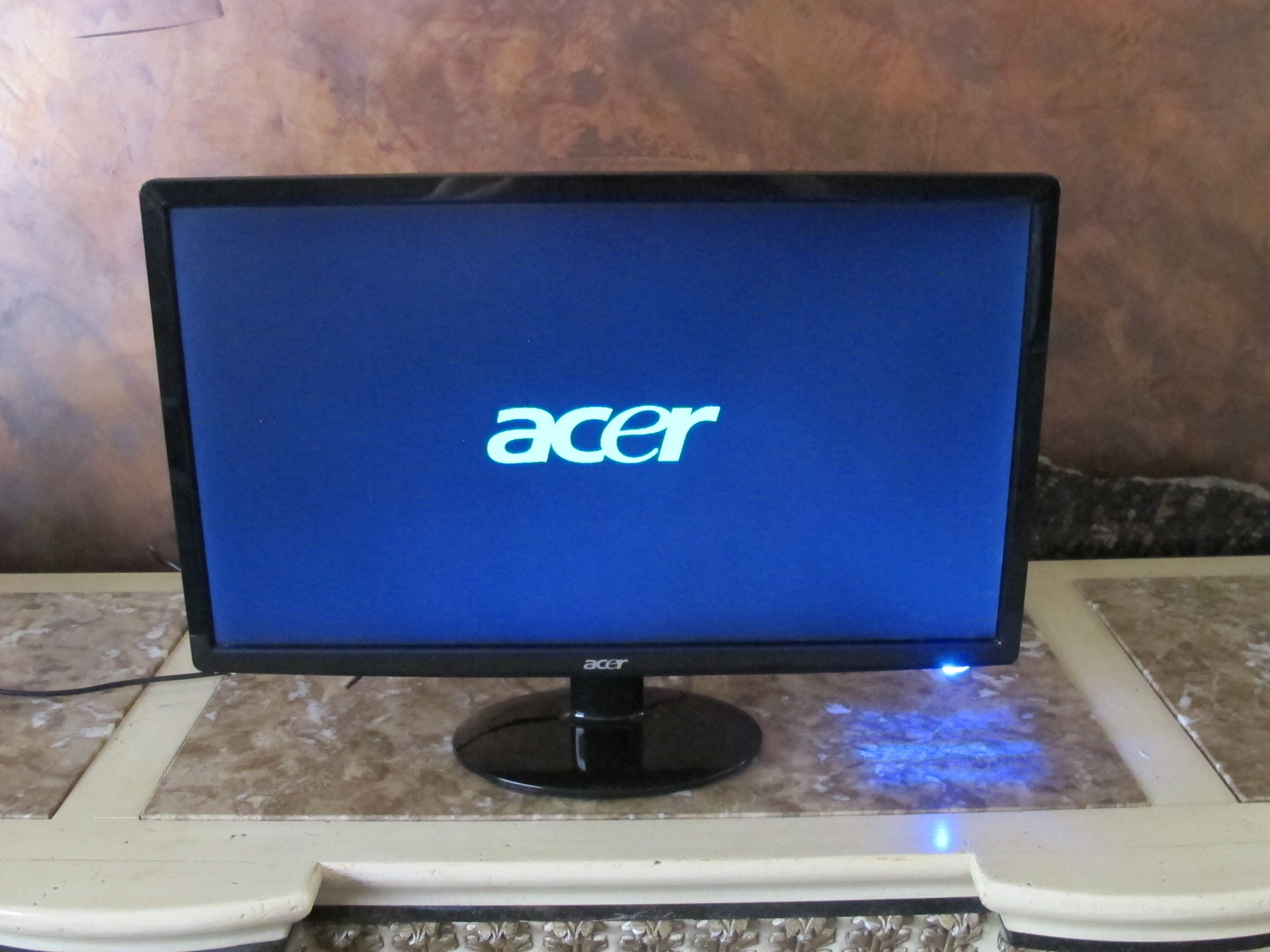 Acer S231HL 23” LCD monitor