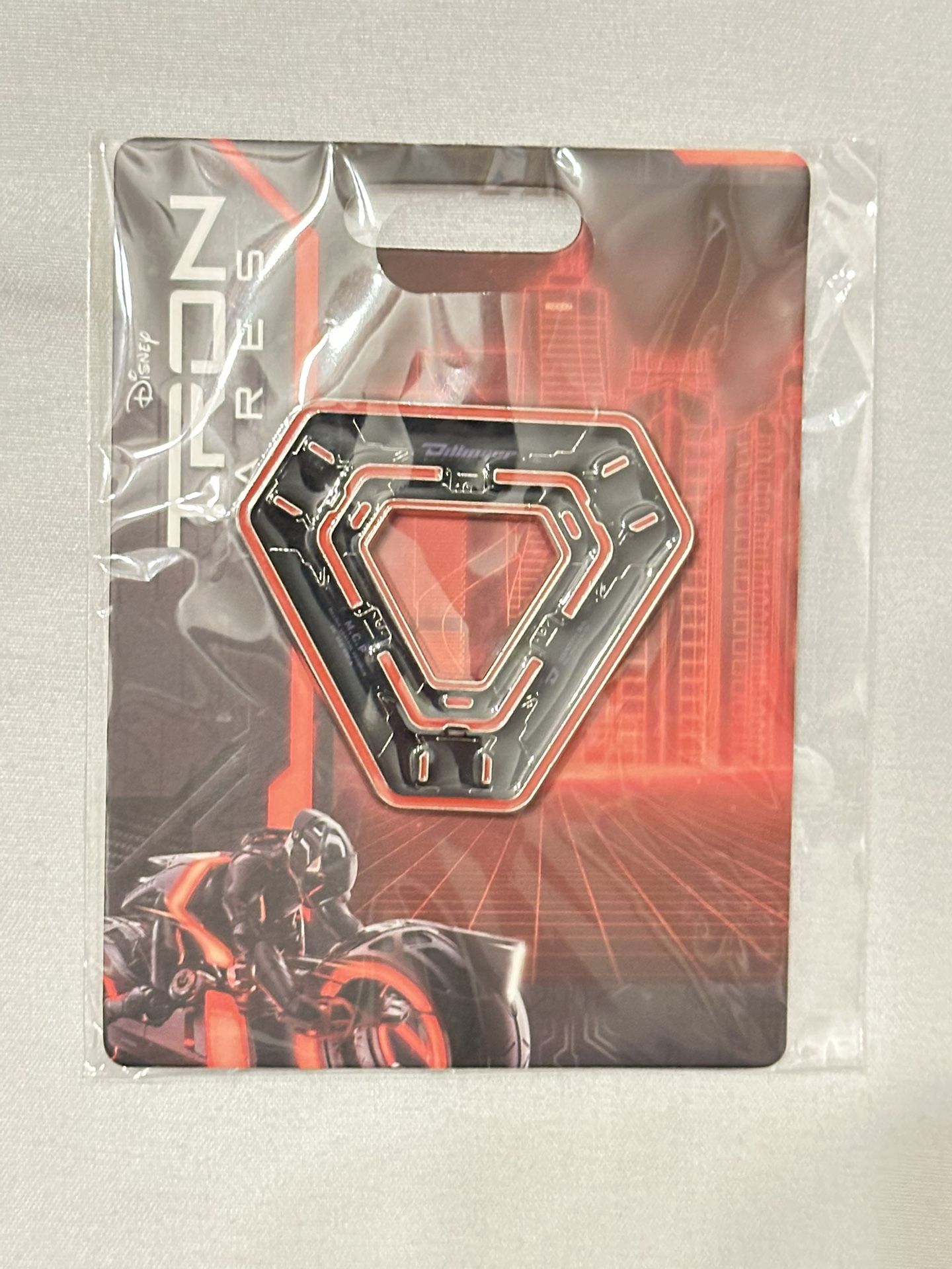 Disney Studio Store Hollywood DSSH Tron Ares Identity Disc LE 200 Pin 2025