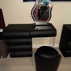 Vanity Dresser - Vanity Table - Console