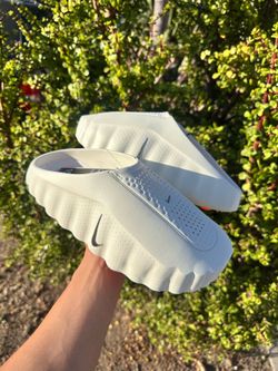 Nike Mind 001 Slide Sail Women