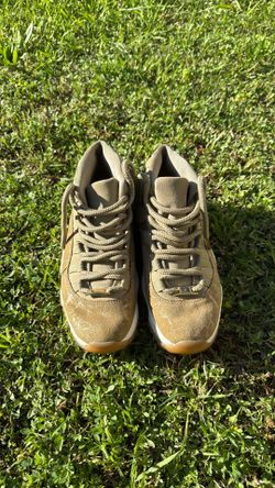 Jordan 11 neutral olive