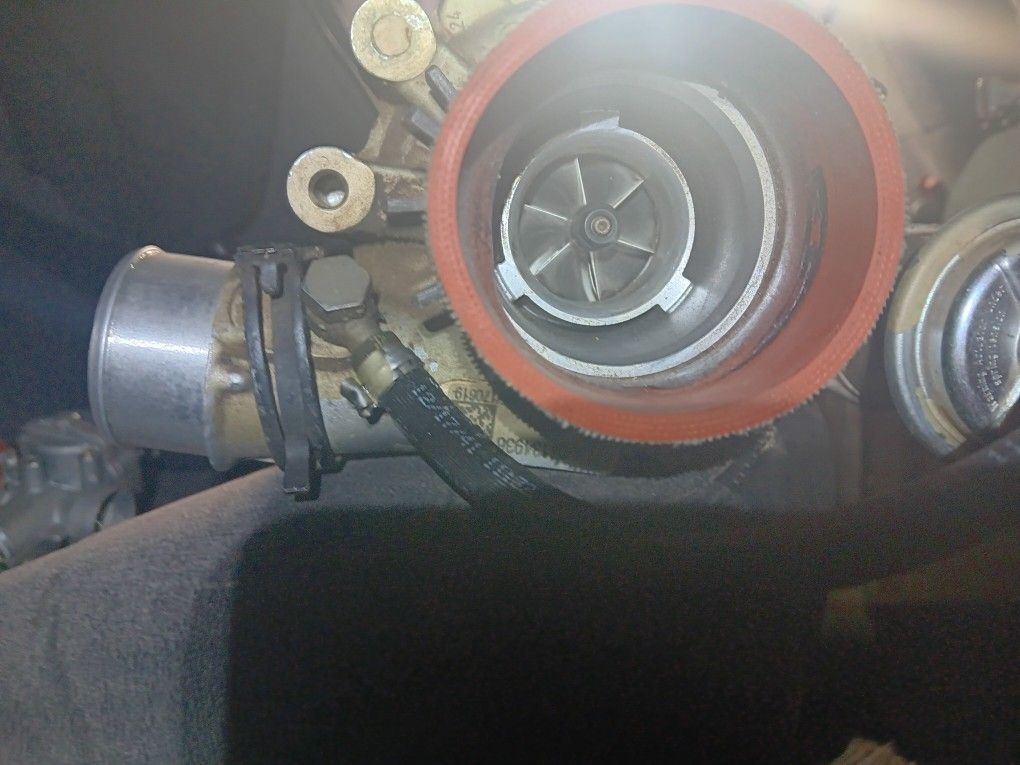 17 Inch Wheels Jeep , Turbo Is 450 Works ,..Radio Touchscreen Missing Power Cable Easy Fix