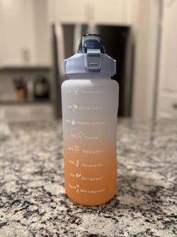 Water Bottle With Reminders 2 L Size Large