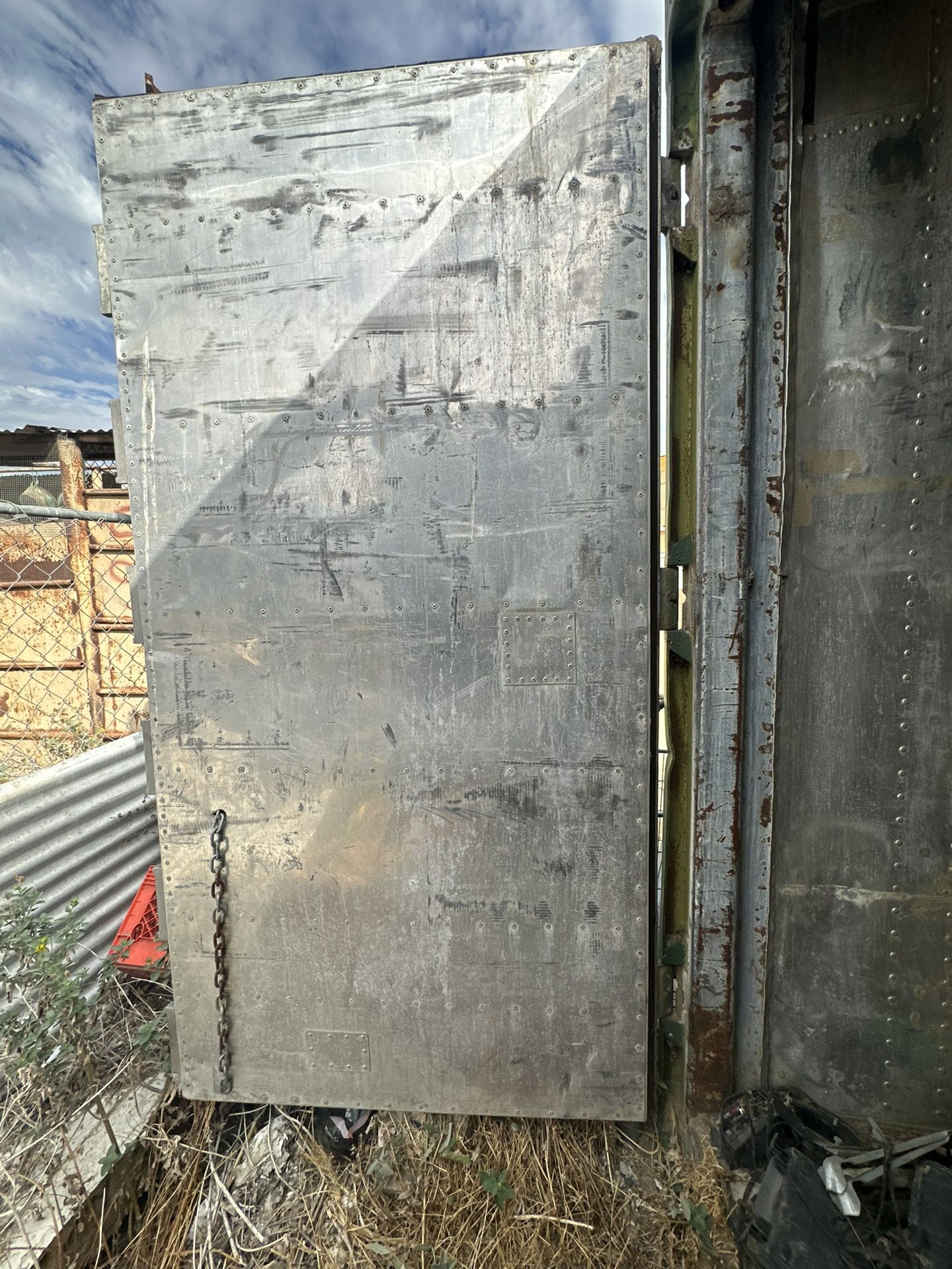 24’ Aluminum Container