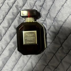 Victoria Secret Bombshell Midnight Perfume