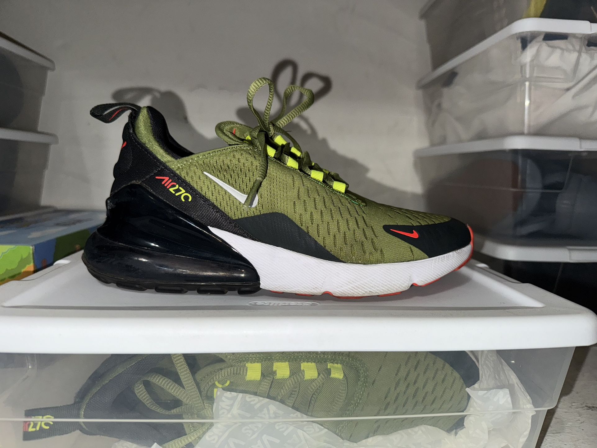 Nike Air Max 270
