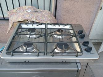GE profile top stove / Nellis and bonanza