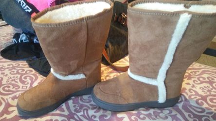 New Boots size 7 1/2