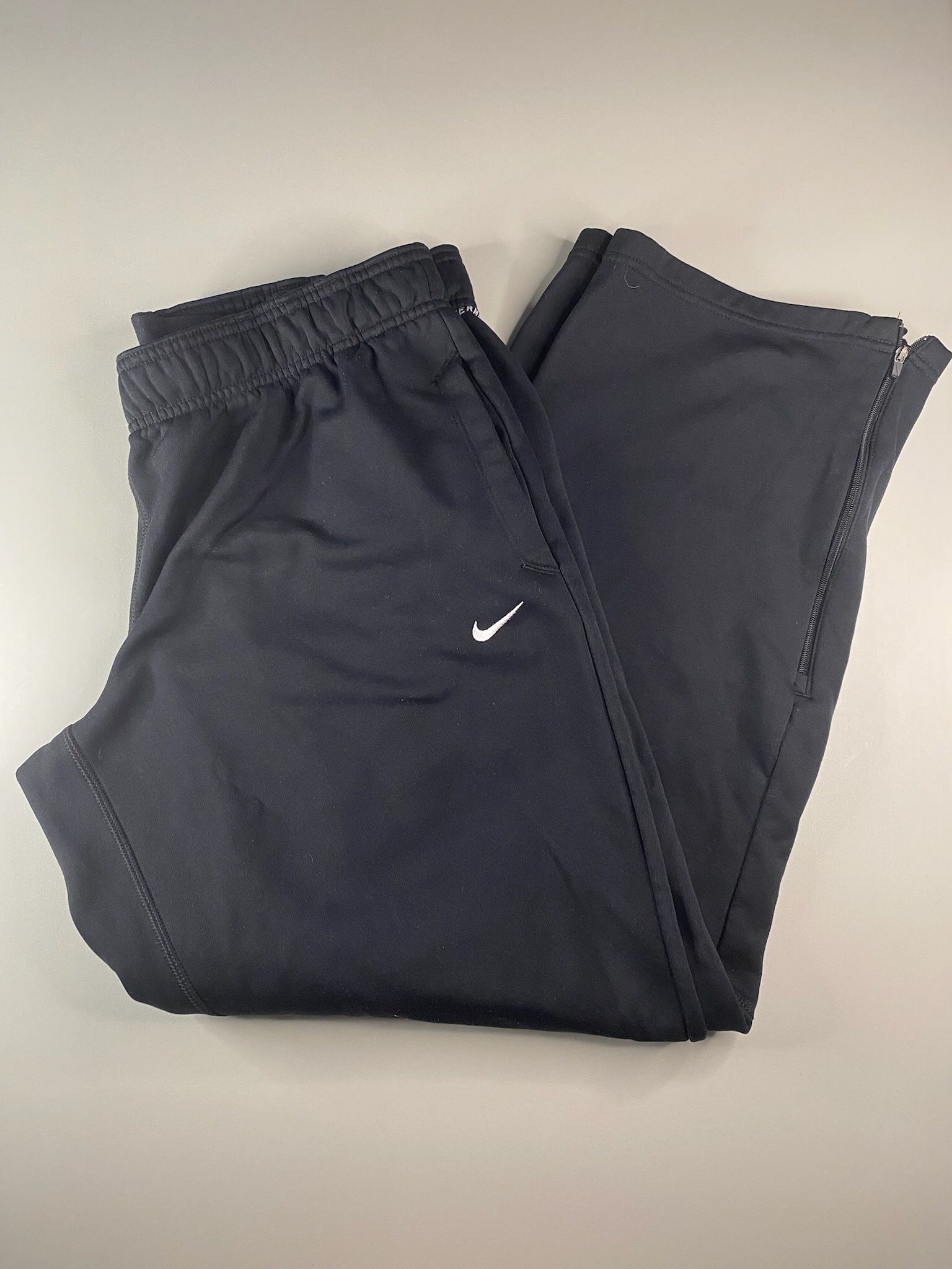 Nike THERMA-FIT MEN’S XL BLACK