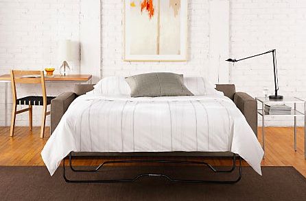 Room & Board York Sleeping Sofa 87’ like new
