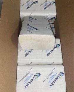 Box Of 4000 Kleenline Multifold  Papar Towels $25 Firm On Price