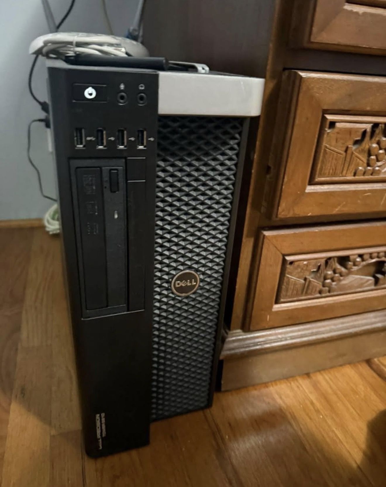Dell Precision Server T5810 12CORE E5-2650 V4 64GB R5-340 256GB SSD +1TB HDD WIFI