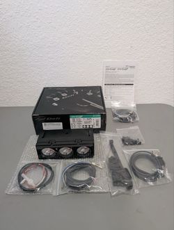 Brand new 3-in-1 defi single din gauge kit