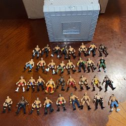 Wwe Micro Aggression Ring With Figures