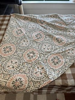 Threshold 70” Round Tablecloth