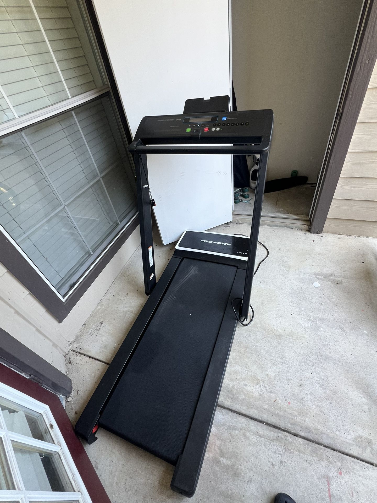 Used Pro-Form City L6 Treadmill