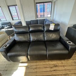 Black Leather Sofa & Chair! PUCK UP ONLY!PRICE IS FIRM!