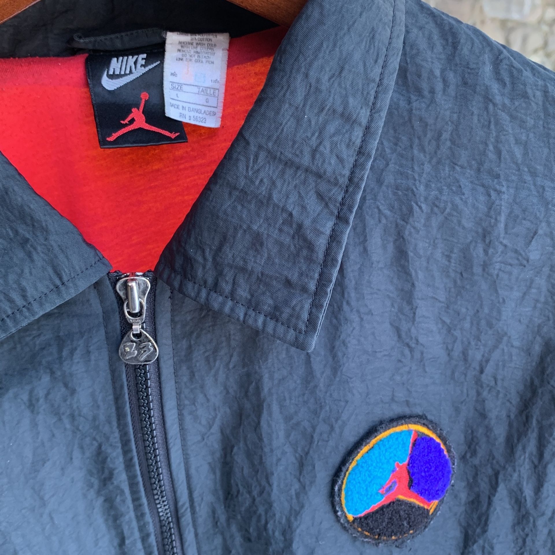 Retro Jordan Windbreaker, Size Large. Excellent Stitching