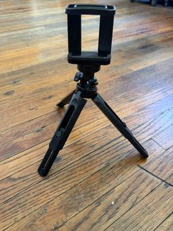 Small phone stand