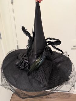 Women’s Witch Costume Accessory Set – Hat, Gloves, Fan & Choker